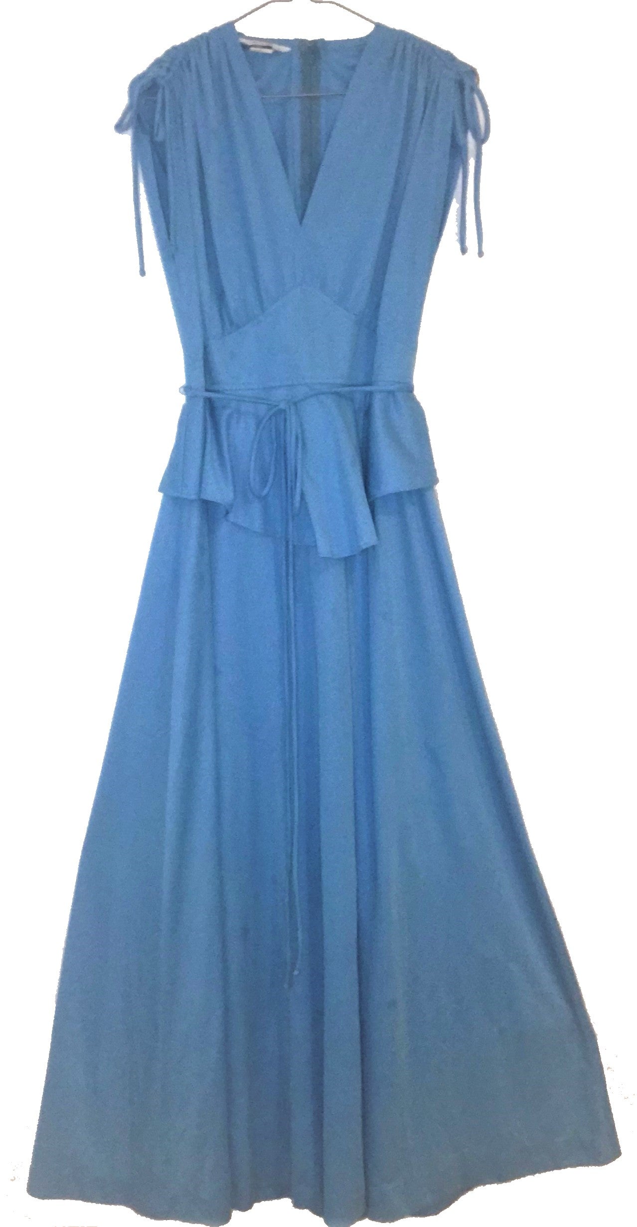 XL18- ice blue xtra long dress 39C/30W