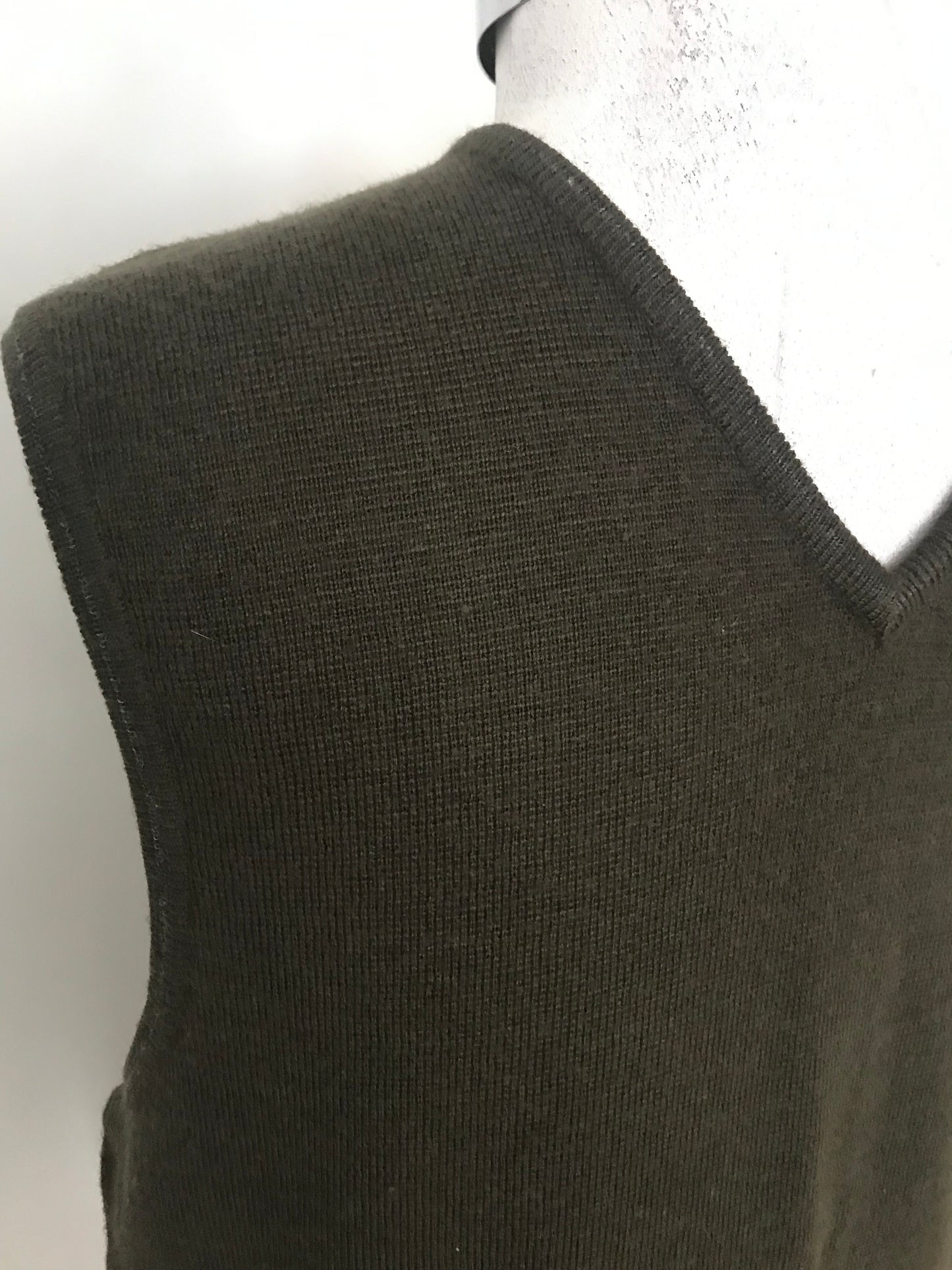 SV18-Dark green vest 38C