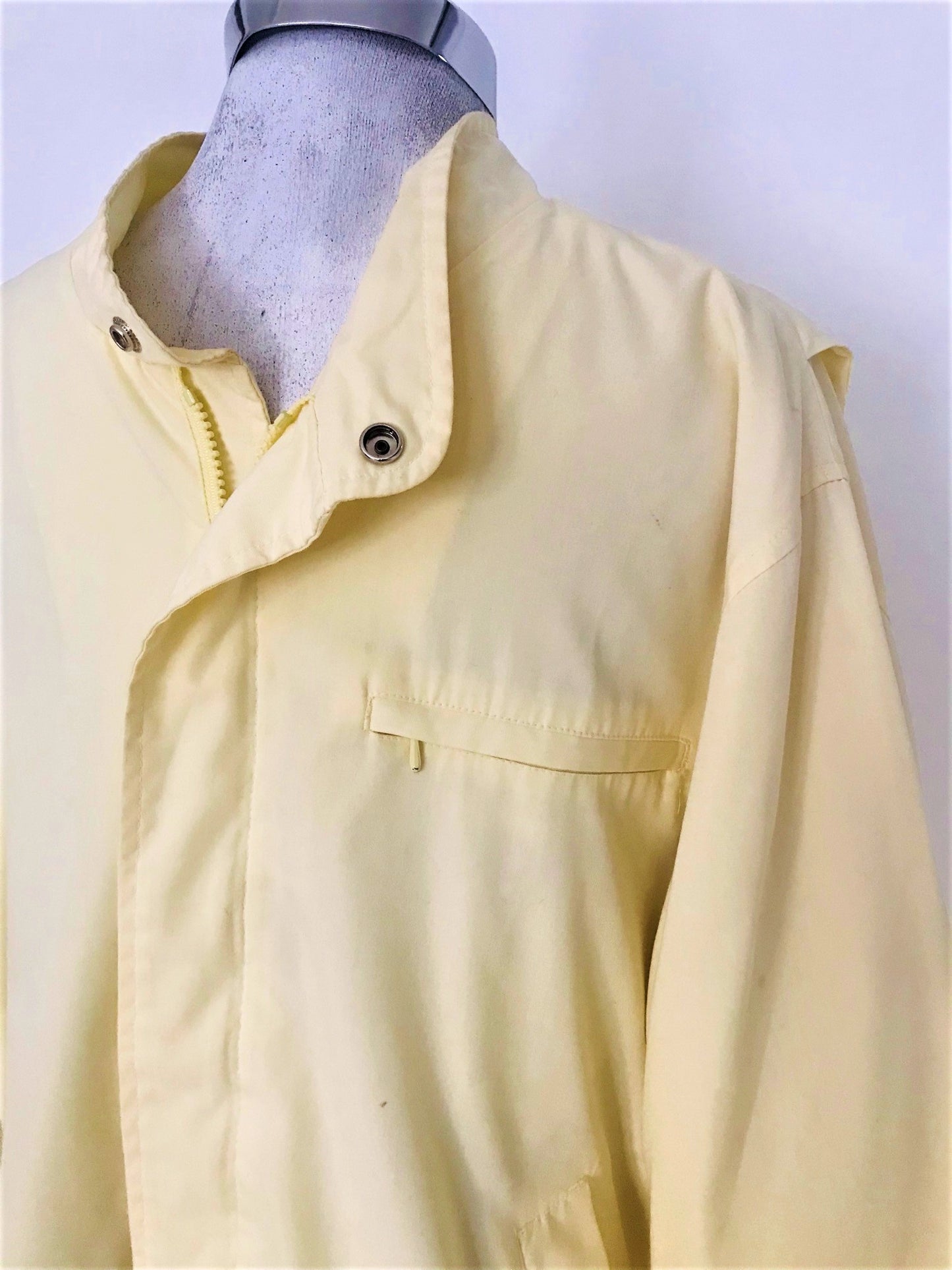 MLJ05- Canary yellow lightweight jacket 38-40 MT