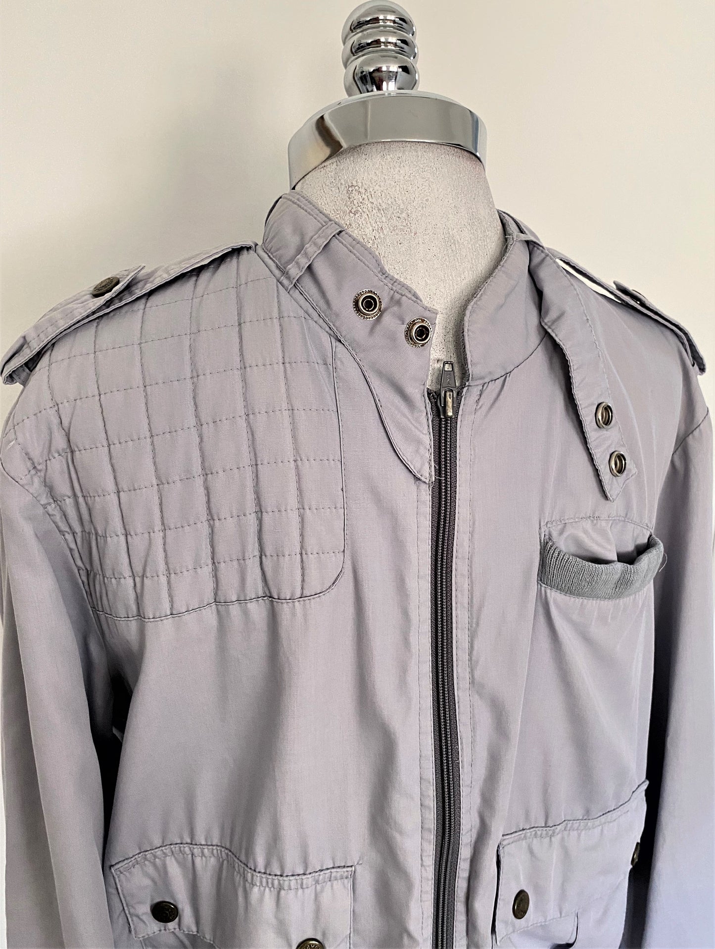 MLJ15- Lt. Grey jacket 42C