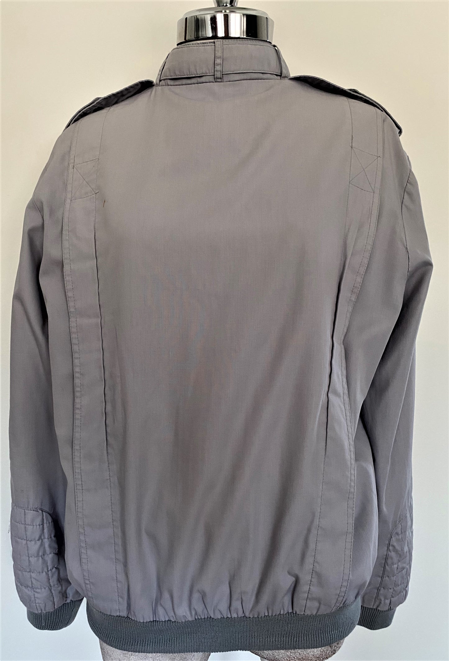 MLJ15- Lt. Grey jacket 42C