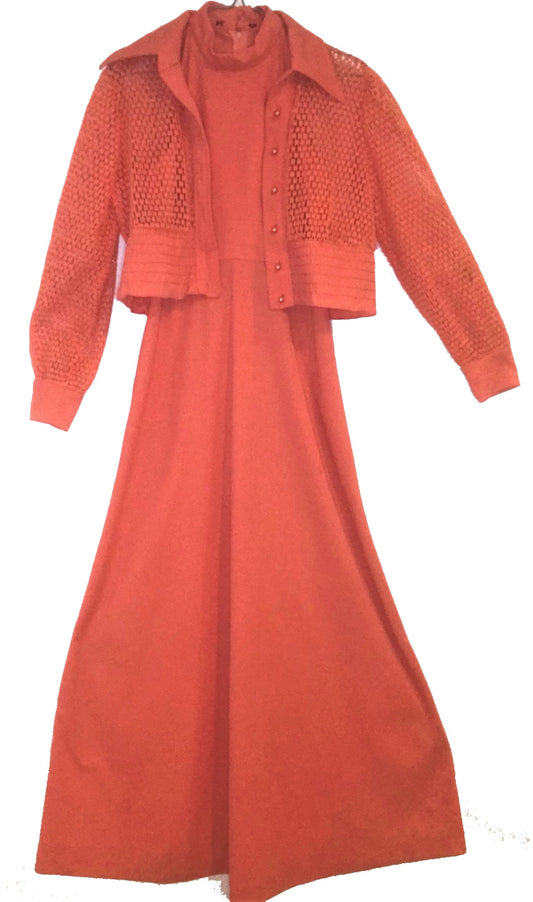 XL08- Salmon 2pc. xtra long dress 33C/28W