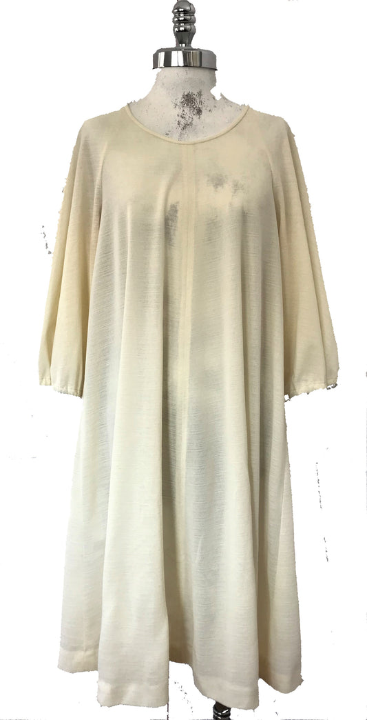 M90- Cream Bell sleeve midi dress 36C