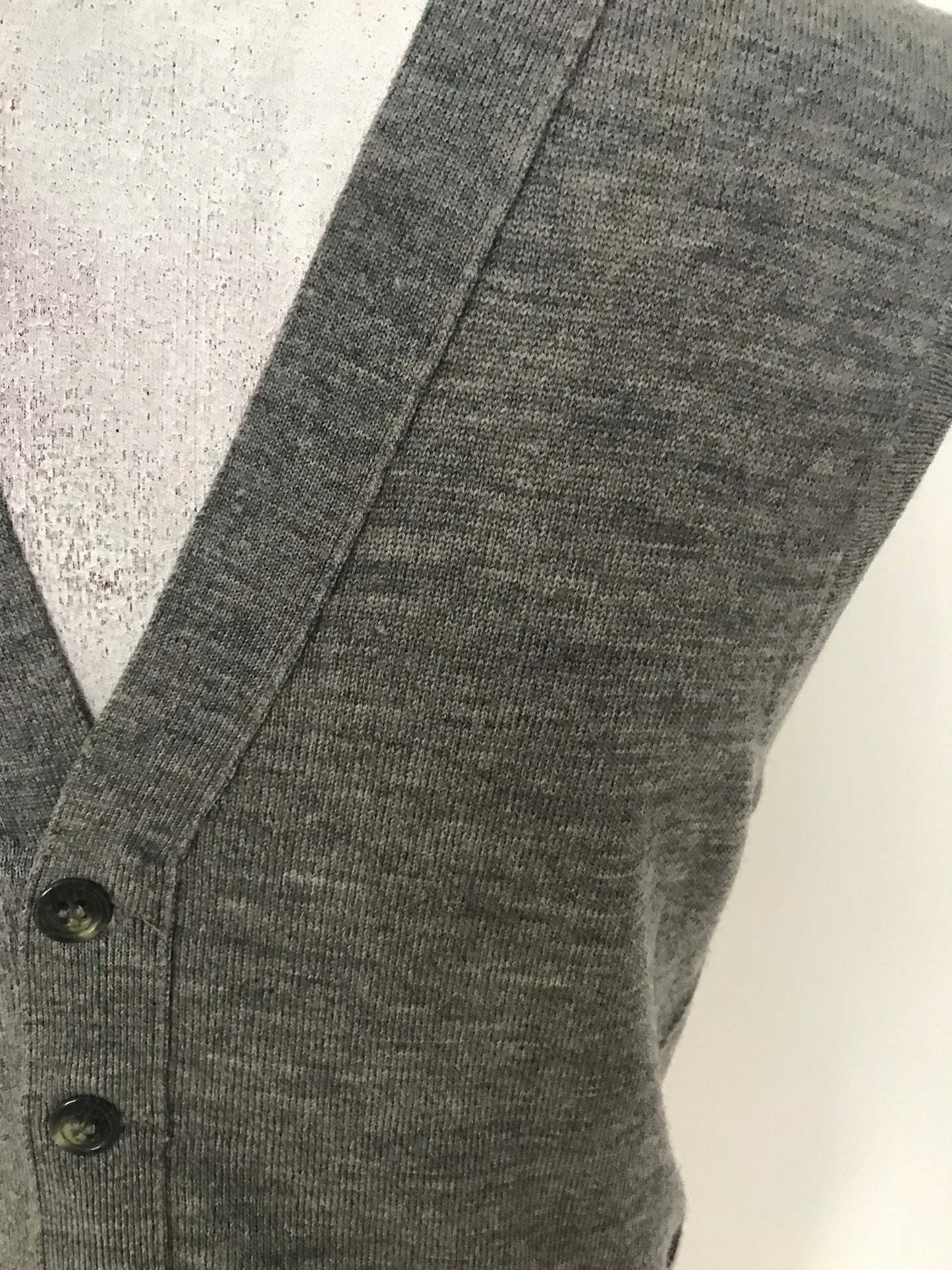 SV117- Heather grey sweater vest 32C