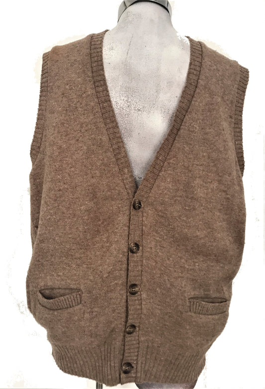 SV118-Oatmeal sweater vest 42C