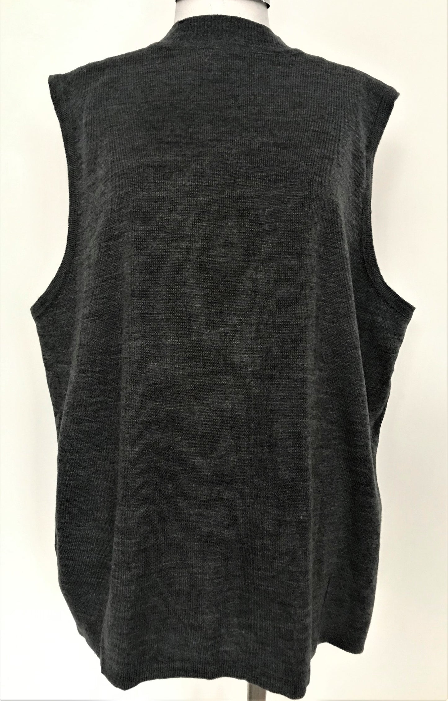 SV114-Dark grey sweater vest 46-48C