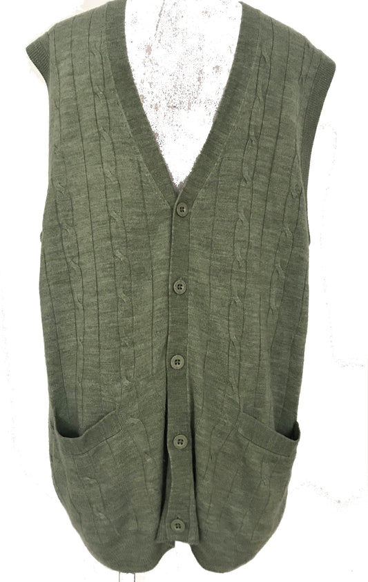 SV109- mint green sweater vest 40-42C