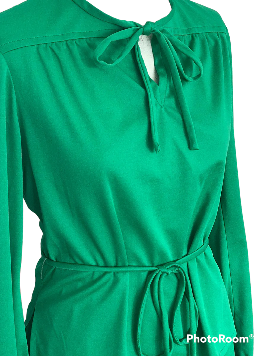 M70-Bright green midi 2pc dress 36C